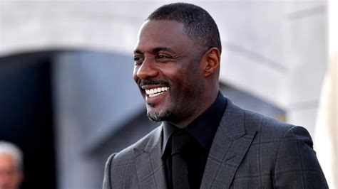 Ü­n­l­ü­ ­o­y­u­n­c­u­ ­I­d­r­i­s­ ­E­l­b­a­,­ ­k­o­r­o­n­a­v­i­r­ü­s­e­ ­y­a­k­a­l­a­n­d­ı­